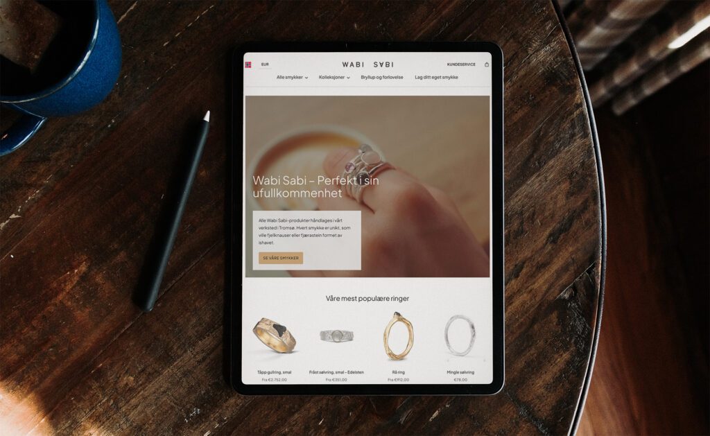 Mockup av nettsiden på en ipad